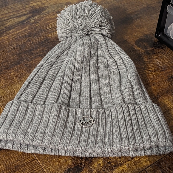 MICHAEL Michael Kors Accessories - Michael Kors Gray Winter Hat New!